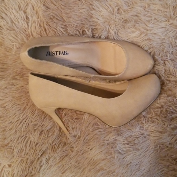 Pumps - Picture 2 of 2